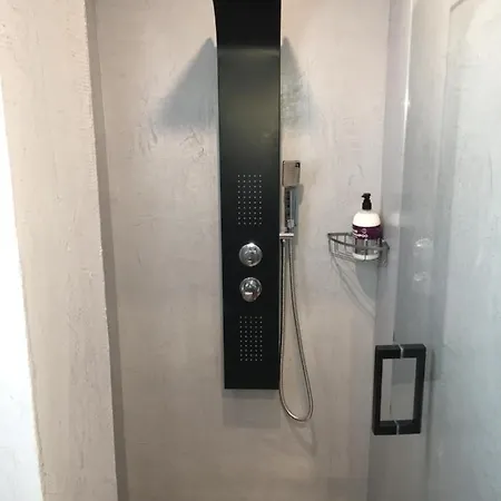 Апартаменты Anastasia Elegant Iii Толон