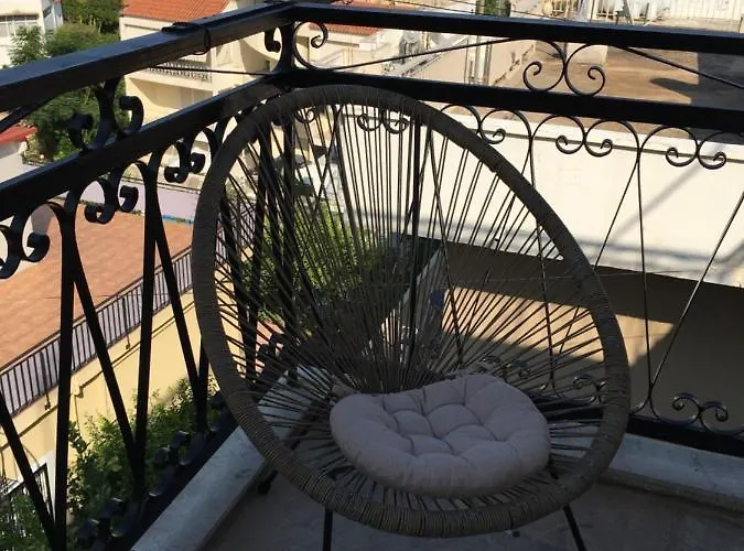 Anastasia Elegant Iii